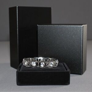 Elegant Silver Crystal Band Ring